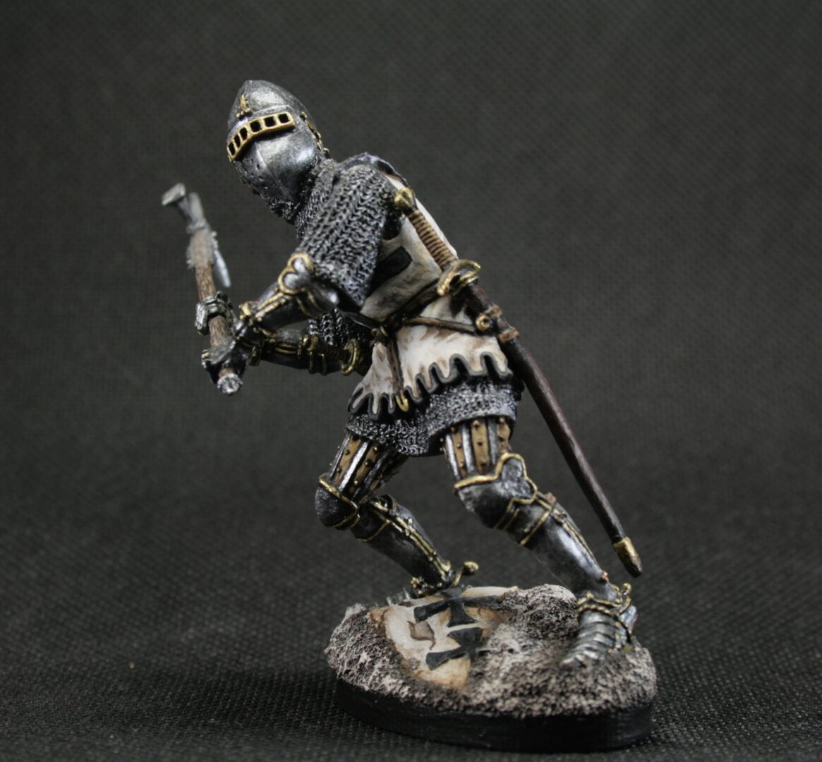 collectible tin toy soldier 75 mm scale 1:24 Painted Historical Miniature Middle Ages. Knight of the Teutonic Order - Image 2