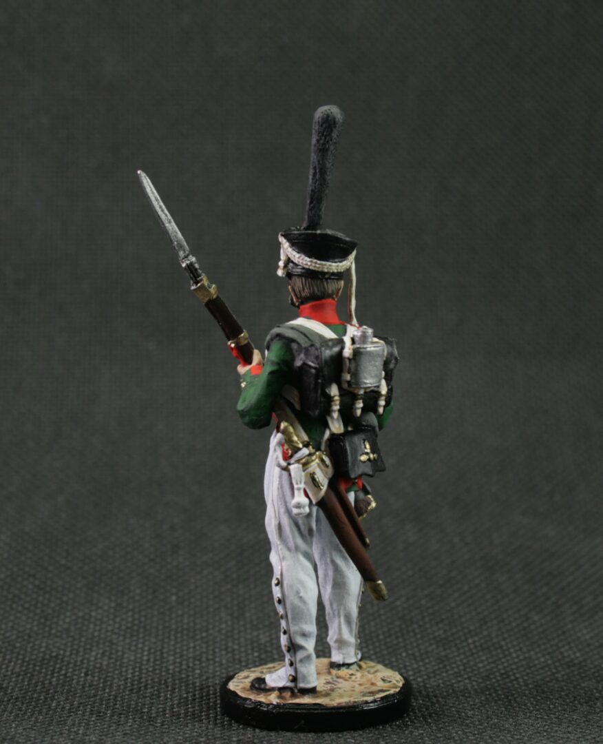 Painted tin soldier 54 mm Scale 1/32 Historical Miniature Napoleonic wars. Grenadier of the Tauride Grenadier Regiment. - Image 3