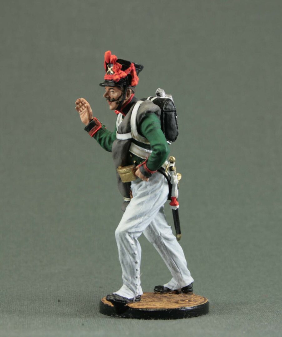Side view of Russian Napoleonic artillery miniature soldier 54 mm